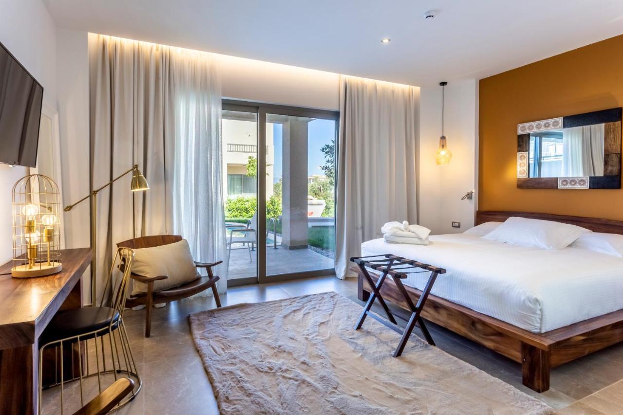 Elysian Luxury Hotel And Spa Kalamata Exterior foto