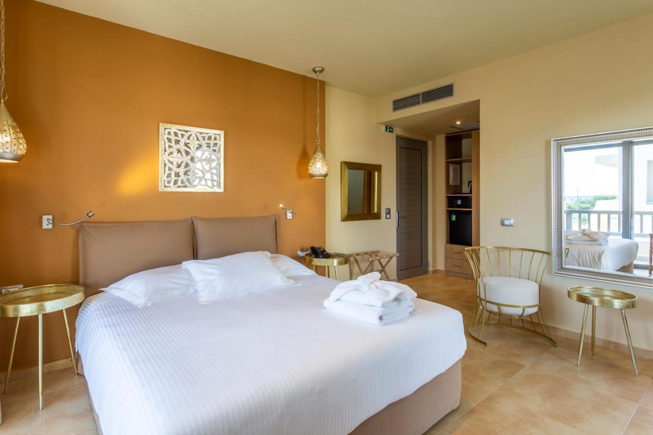 Elysian Luxury Hotel And Spa Kalamata Exterior foto